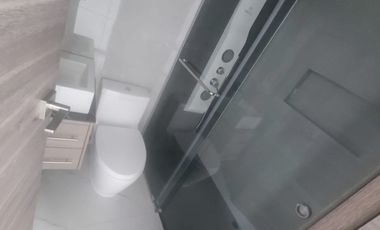 VENTA DE CASA EN URBANIZACIÓN CIUDAD DEL MAR AL SUR DE MANTA, VIA SAN MATEO