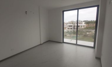 VENTA DE CASA EN URBANIZACIÓN CIUDAD DEL MAR AL SUR DE MANTA, VIA SAN MATEO