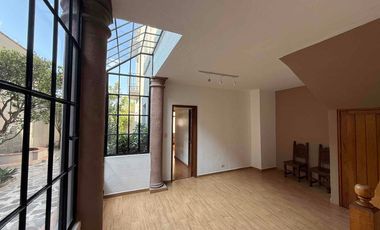 Hermosa casa en Renta, en el club de golf malanquin, San Miguel de Allende.