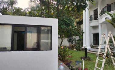 Rumah mewah 2 lantai, swimming Pool, post security, Metro, View Golf Pondok Indah CL 602