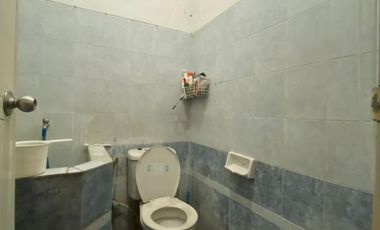 Dijual Rumah Murah BU Di Lingkungan Elit Deltasari Baru Waru Sidoarjo  Bangunan 1,5 Lantai Siap Huni