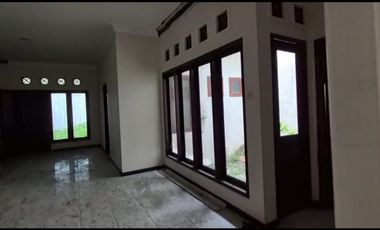 Dijual Rumah Hitung Tanah Galaxy Bumi Permai