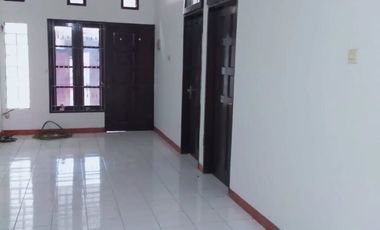 Disewa Rumah 1 1/4 Lantai Siap Huni Bagus Tidak Banjir Blok Bagus Citra Garden 3 Kalideres Jakarta Barat