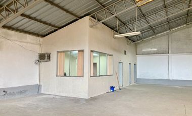 VENTA DE GALPÓN INDUSTRIAL EN BARRIO JOCAY DE MANTA