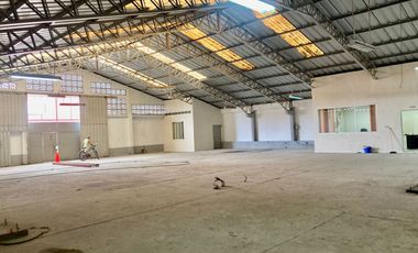 VENTA DE GALPÓN INDUSTRIAL EN BARRIO JOCAY DE MANTA