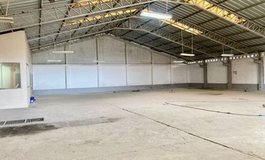 VENTA DE GALPÓN INDUSTRIAL EN BARRIO JOCAY DE MANTA