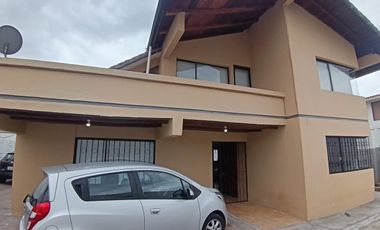 VENTA DE CASA INDEPENDIENTE  San Antonio del Pichincha