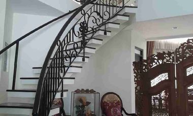 Dijual/disewakan Rumah Mewah Semi Furnish di Bogor Nirwana Residence BNR