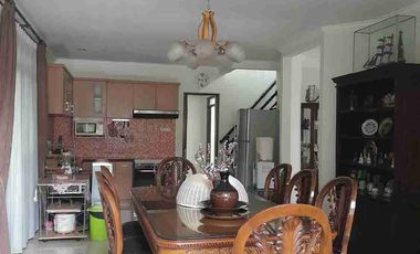 Dijual/disewakan Rumah Mewah Semi Furnish di Bogor Nirwana Residence BNR