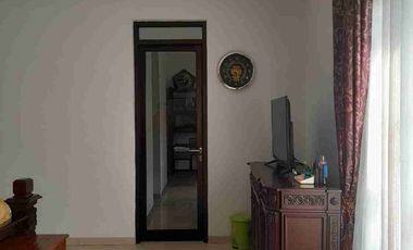 Dijual/disewakan Rumah Mewah Semi Furnish di Bogor Nirwana Residence BNR