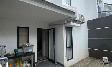 Jual Rumah Take Over Perumahan Serpong Jaya Cluster The Symphony Full Furnished Depan Kompek Ada Pizza Hut