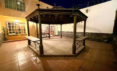 Oportunidad!! Amplia casa en venta en Condominio Bosques de la Hacienda, Metepec!