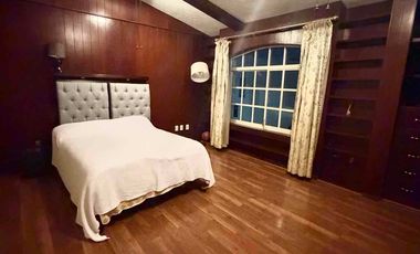 Oportunidad!! Amplia casa en venta en Condominio Bosques de la Hacienda, Metepec!