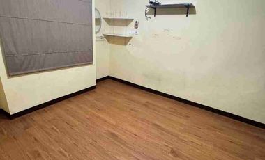 Rumah 1.5Lantai siap Huni strategis dekat pendongkelan cengkareng Jakarta Barat