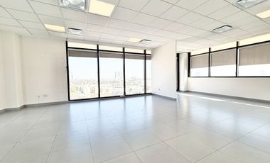 Oficinas en Renta Edificio Jose Benitez 2211, Col Chepevera