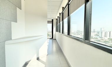 Oficinas en Renta Edificio Jose Benitez 2211, Col Chepevera