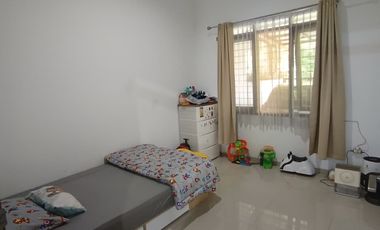 RUMAH IDAMAN MINIMALIS MODERN 2 LANTAI NYAMAN STRATEGIS SIAP HUNI DI TAMAN HOLIS INDAH 1 THI1 BANDUNG