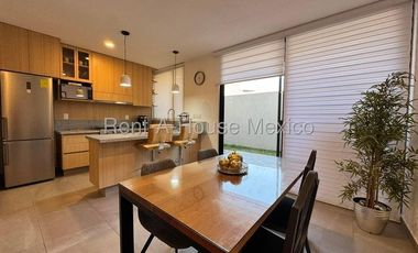 RENTA. Departamento amueblado en planta baja con 2 recámaras, El Nuevo Refugio