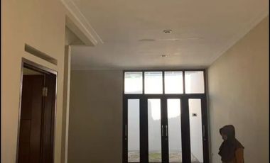 RUMAH BAGUS 2 LANTAI MINIMALIS MODERN NYAMAN SIAP HUNI DI PASTEUR BANDUNG