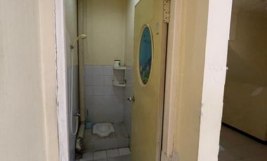 DISEWAKAN CEPAT BARU RENOVASI RUMAH TAMAN PALEM LESTARI 2 LANTAI, JAKARTA BARAT