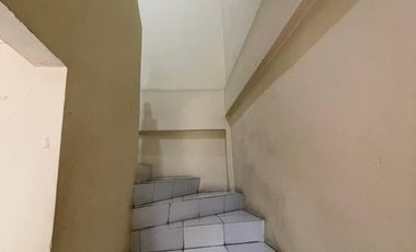 DISEWAKAN CEPAT BARU RENOVASI RUMAH TAMAN PALEM LESTARI 2 LANTAI, JAKARTA BARAT