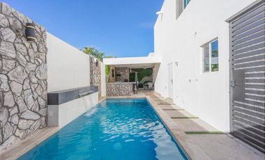 CASA EN VENTA EN LA COURÑA RESIDENCIAL