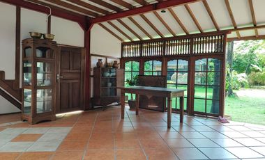 Dijual / Disewakan Vila Dekat Pantai Padma Legian