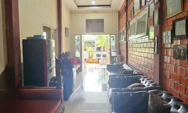 Disewakan Cepat Rumah Bonus tempat usaha di Pinang Dekat pasar bengkok , Tangerang