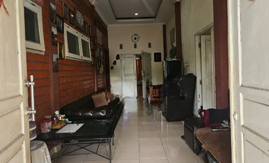 Disewakan Cepat Rumah Bonus tempat usaha di Pinang Dekat pasar bengkok , Tangerang