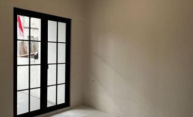 RUMAH BARU KEREN 2 LANTAI MINIMALIS MODERN TENGAH KOTA SIAP HUNI DI KEMBAR BANDUNG