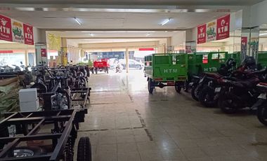 RUKO 2,5 LANTAI LOKASI RAMAI STRATEGIS COCOK SEGALA USAHA SIAP PAKAI DI MAINROAD PUNGKUR BANDUNG