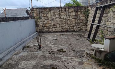 RUKO 2,5 LANTAI LOKASI RAMAI STRATEGIS COCOK SEGALA USAHA SIAP PAKAI DI MAINROAD PUNGKUR BANDUNG