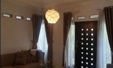RUMAH IDAMAN 2 LANTAI MINIMALIS MODERN SIAP HUNI DI CIATEUL BANDUNG