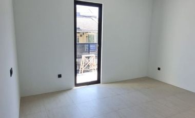 RUMAH BARU MINIMALIS MODERN SIAP HUNI DI TAMAN KOPO INDAH 2 TKI2 BANDUNG