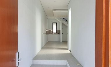 RUMAH BARU MINIMALIS MODERN SIAP HUNI DI TAMAN KOPO INDAH 2 TKI2 BANDUNG