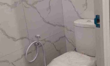 DI JUAL RUMAH 2 LANTAI SIAP HUNI LEGALITAS SHM LOKASI STRATEGIS DEKAT TERMINAL RAWAMANGUN JAKARTA TIMUR