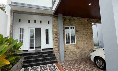 Rumah Mewah View Sawah dan Gunung Merapi