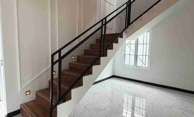 Rumah Mewah View Sawah dan Gunung Merapi