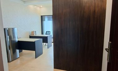 FORT PALM SPRING: Office Space for Rent, 39 sqm, Fitted, furnished, with private bathroom, P50,000/mo.