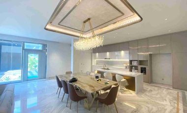 Langka Rumah Mewah furnish Graha Famili blok W