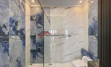 Brand New House Dalam Komplek Lingkungan Tenang