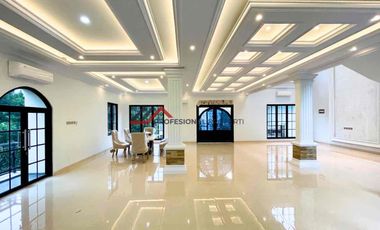 Brand New House Dalam Komplek Lingkungan Tenang