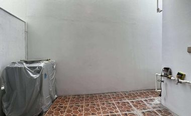 FOR RENT – FURNISHED 2-BEDROOM, 2-STOREY UNIT WITH POOL ACCESS