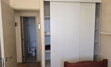 SE ARRIENDA DEPARTAMENTO AMOBLADO DE 3 DORMITORIOS 2 BAÑOS ,UY CENTRAL , EDIFICIO AMALFI.