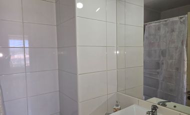 SE ARRIENDA DEPARTAMENTO AMOBLADO DE 3 DORMITORIOS 2 BAÑOS ,UY CENTRAL , EDIFICIO AMALFI.