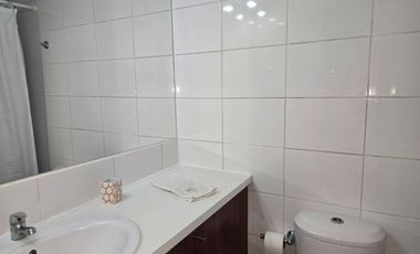 SE ARRIENDA DEPARTAMENTO AMOBLADO DE 3 DORMITORIOS 2 BAÑOS ,UY CENTRAL , EDIFICIO AMALFI.