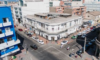 ARRIENDO | Local Comercial en Esquina Estratégica – Arturo Prat con Washington