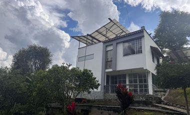 FINCA EN ARRIENDO EN LA TRINIDAD EN MANIZALES