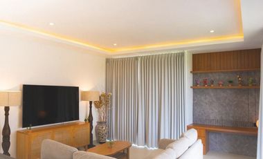 TROPICAL VILLA CEMAGI – WALKING DISTANCE TO MENGENING BEACH