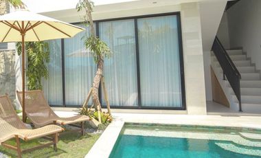 TROPICAL VILLA CEMAGI – WALKING DISTANCE TO MENGENING BEACH